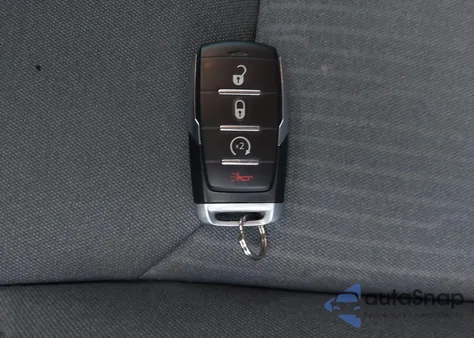 2021 Ram 1500 Big Horn 4X4 6'4 Box из США, поврежденный, VIN 1C6SRFBT5MN759560